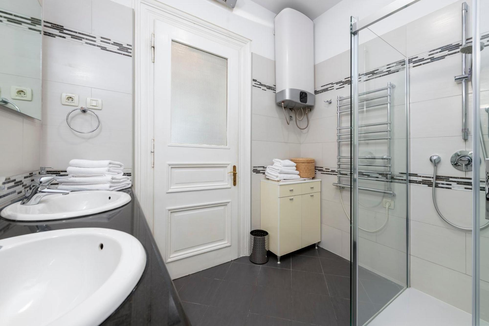 Banje Beach Oasis Apartment Dubrovnik Eksteriør billede
